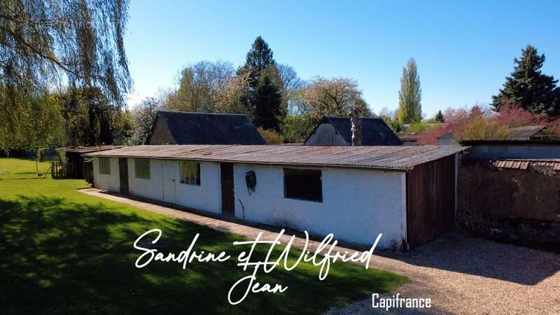 FRENELLES-EN-VEXIN (CORNY) - Maison ancienne à rénover avec dépendances - Terrain 1 790 m² - CUB positif - photo 11