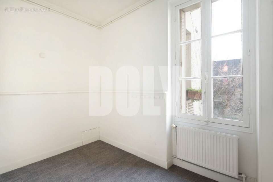 Appartement à PARIS-20E