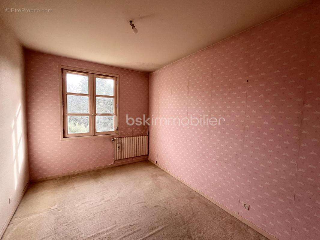 Maison à SAINT-PIERRE-DES-FLEURS