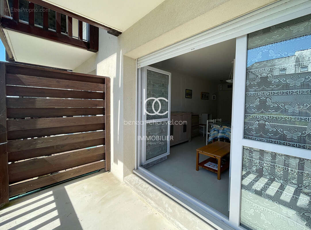 ARZON PORT CROUESTY - Appartement T2 vue port avec piscine ! - photo 7