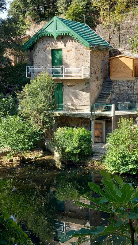 Maison à COLOMBIERES-SUR-ORB