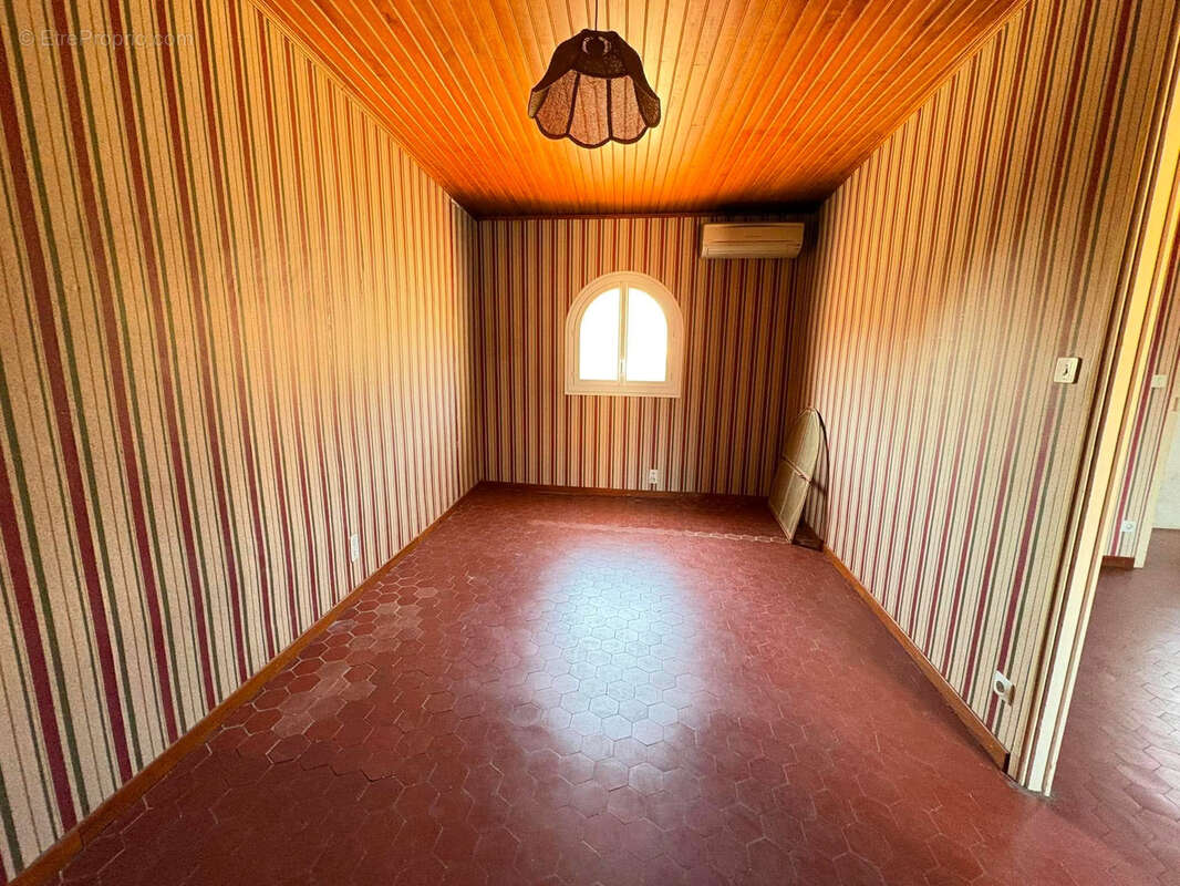 Maison 160 m2 avec cour quartier hauture - photo 11