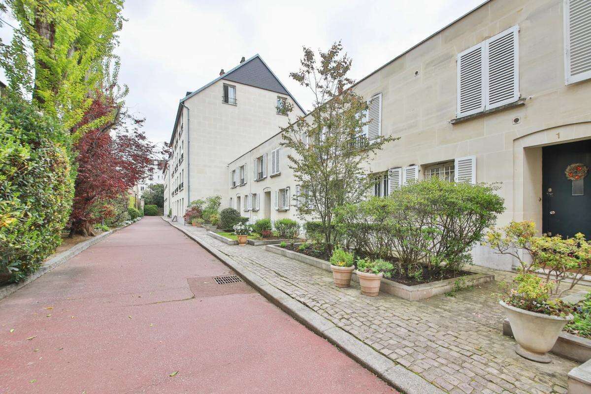 Appartement à BOULOGNE-BILLANCOURT