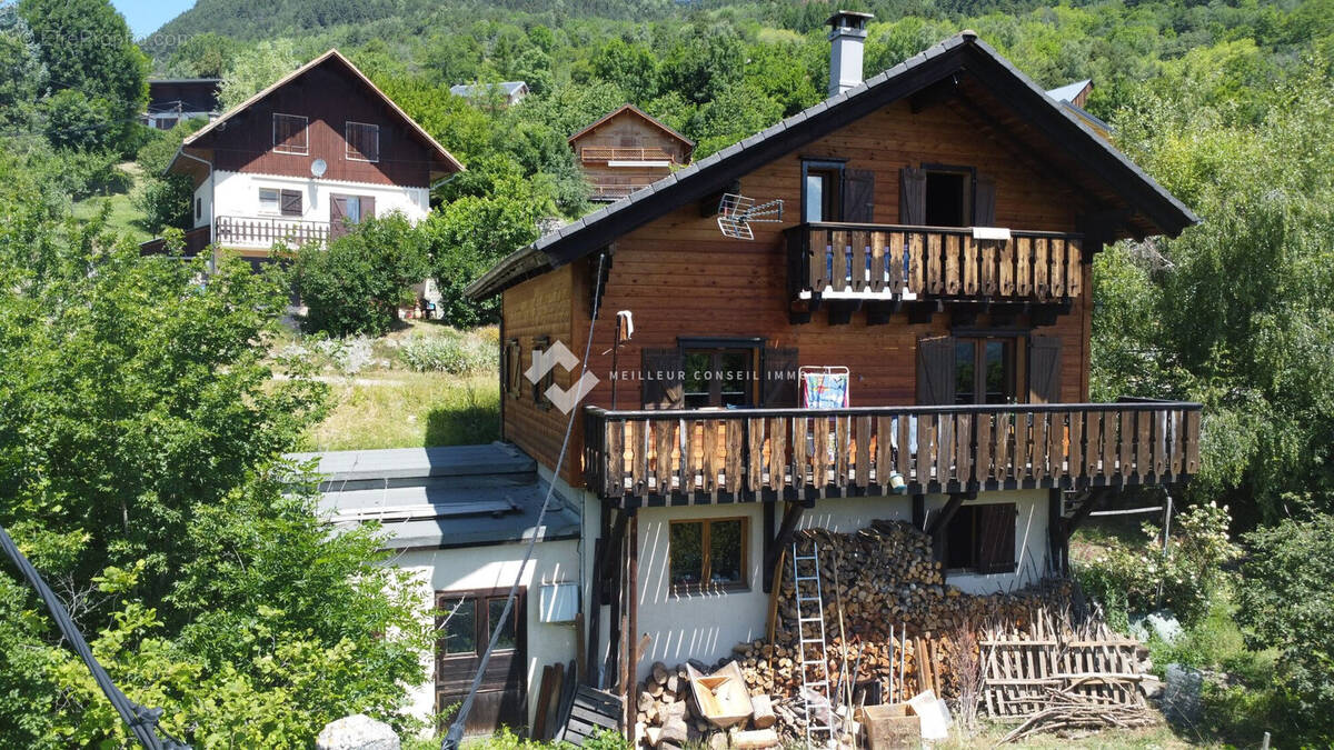 Photo Maison à Montvernier au prix de 295 000€