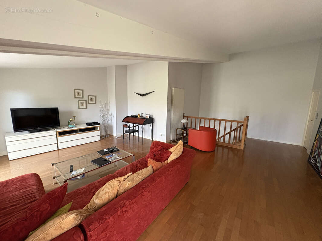 Appartement à AUSSONNE