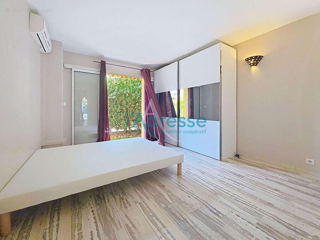 RARE ! Bel appartement 2 pièces en REZ DE JARDIN avec un parking ! - photo 5