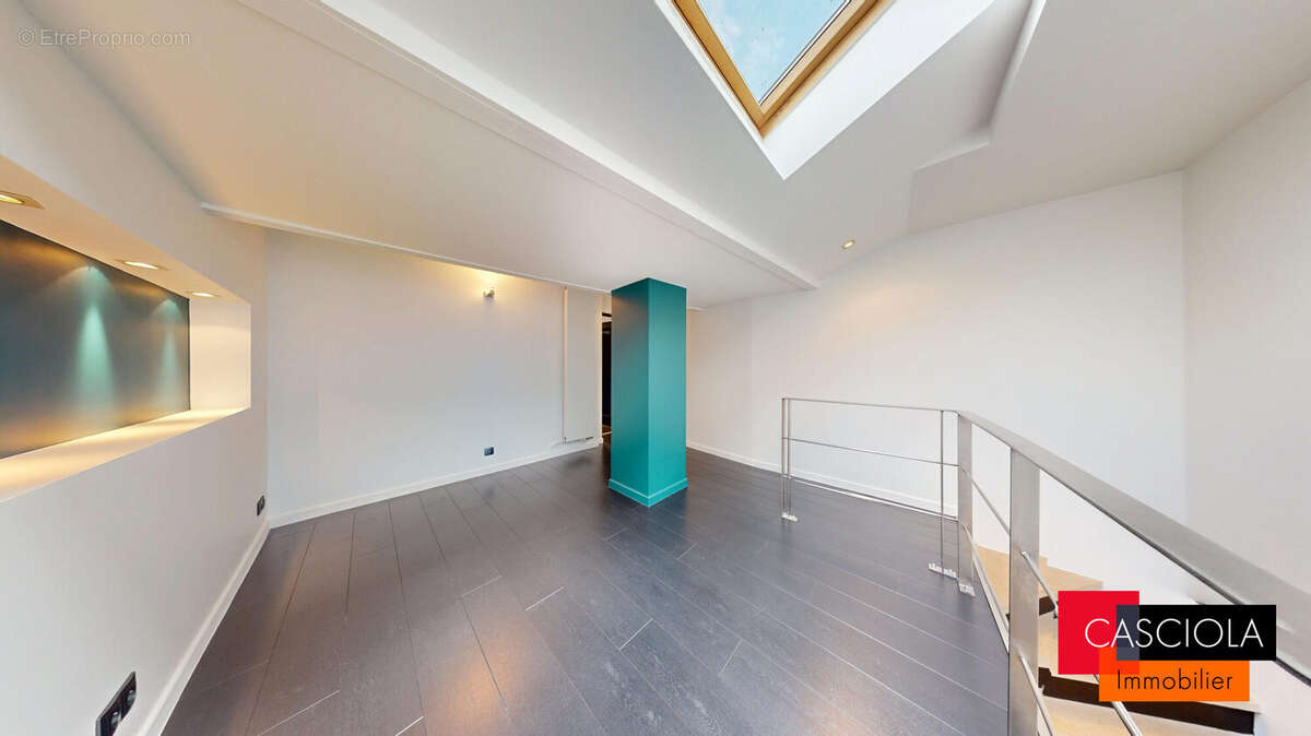 Appartement à MARLY