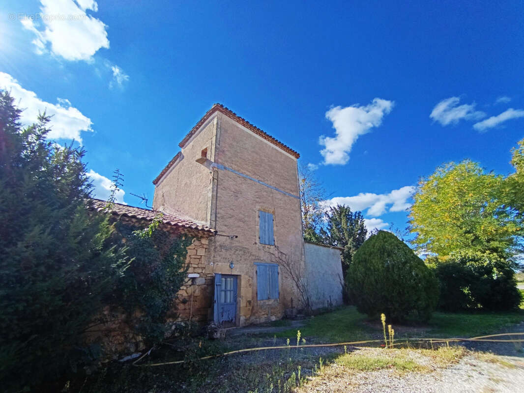 Maison à SAINT-VITE