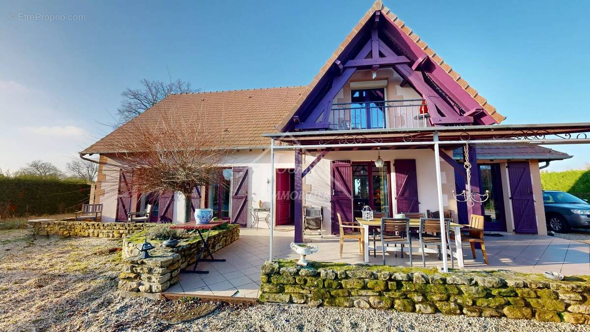 Maison à BOURBON-L'ARCHAMBAULT