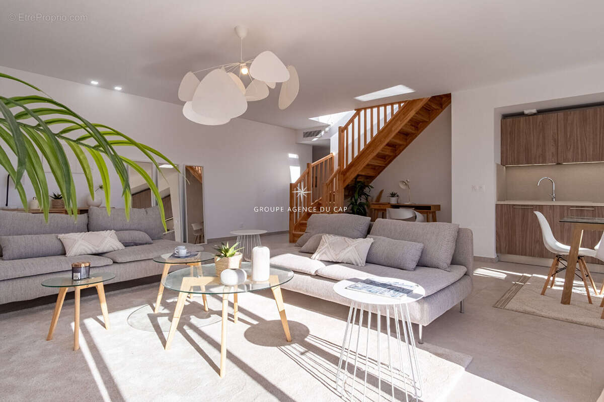 Appartement à FREJUS