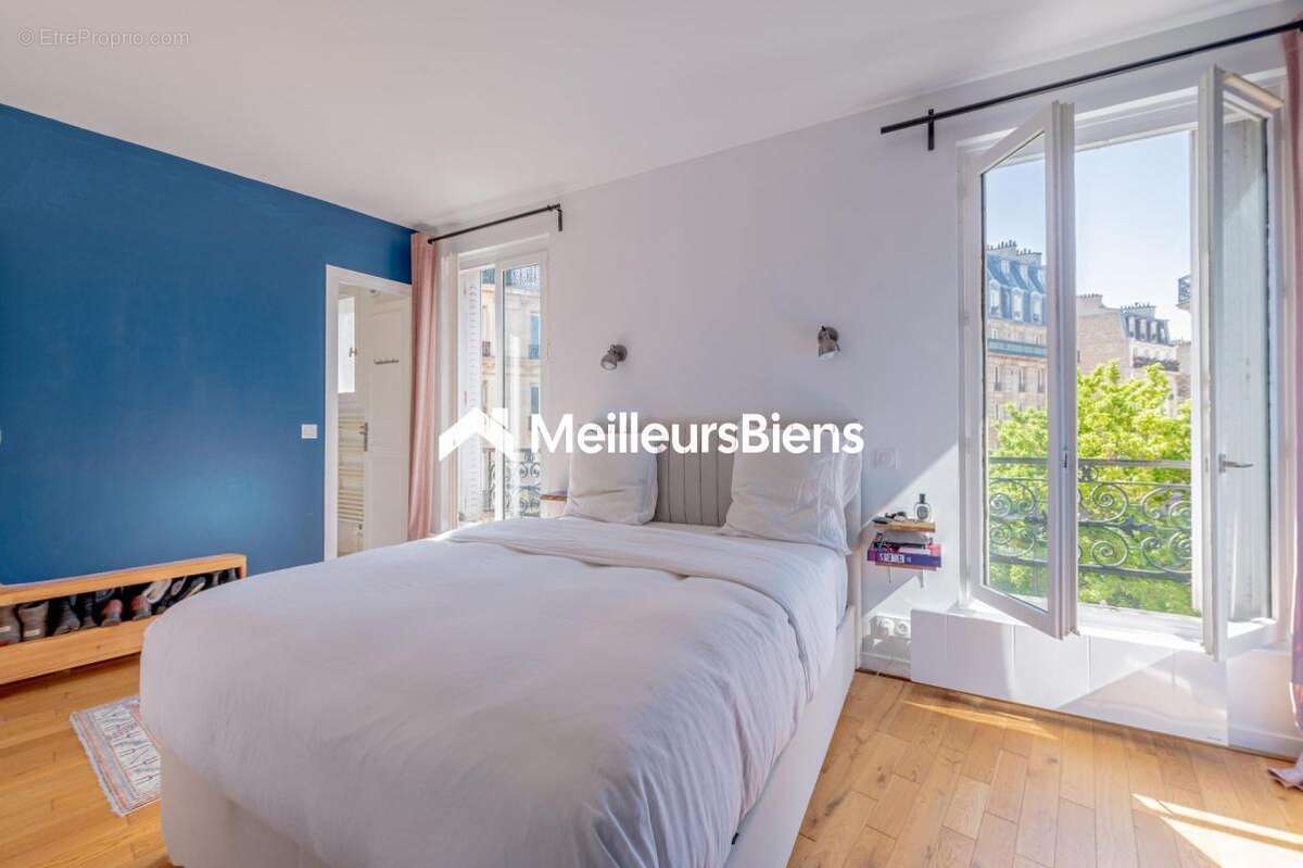 Appartement à PARIS-18E