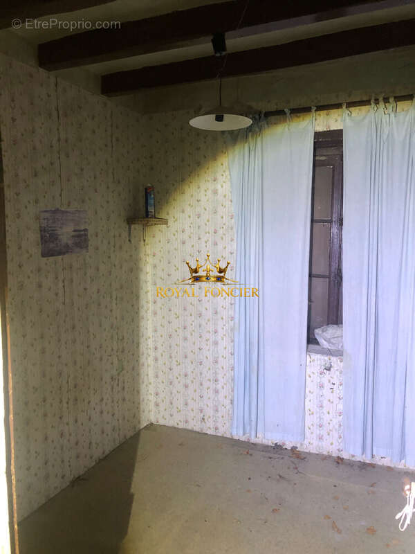 Maison 82 m² à Bournan  - photo 7