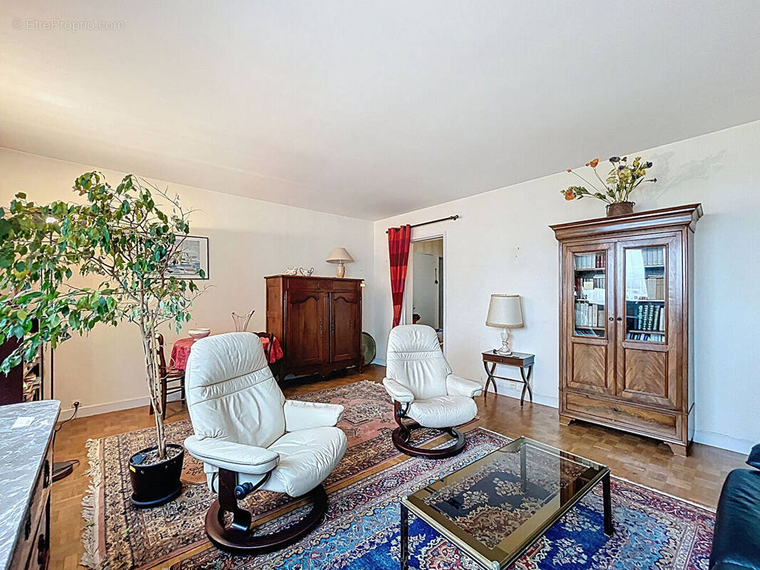 Appartement à CHATILLON