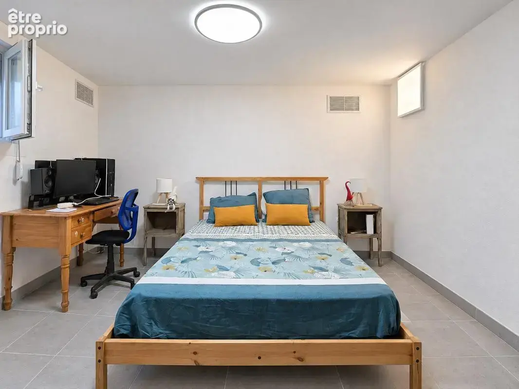 Maison - 3 Chambres - 1 Bureau - Garage - Cave - Terrasses - Jardin - photo 18