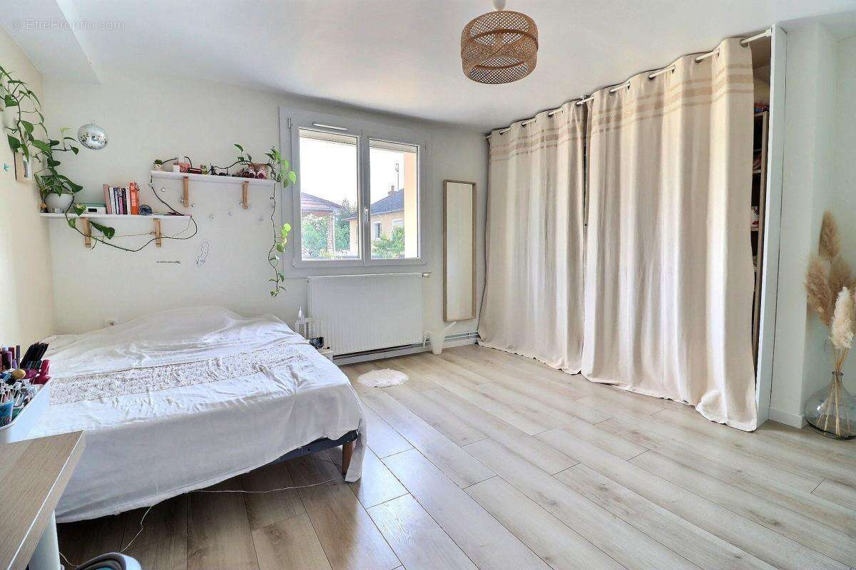 Maison individuelle rénovée au calme et proche toutes commodités - photo 12