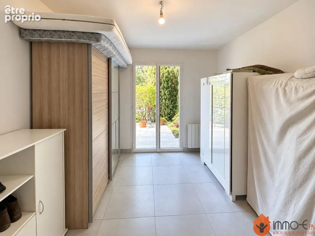 Maison 140 m² à Conde-Sainte-Libiaire  - photo 5