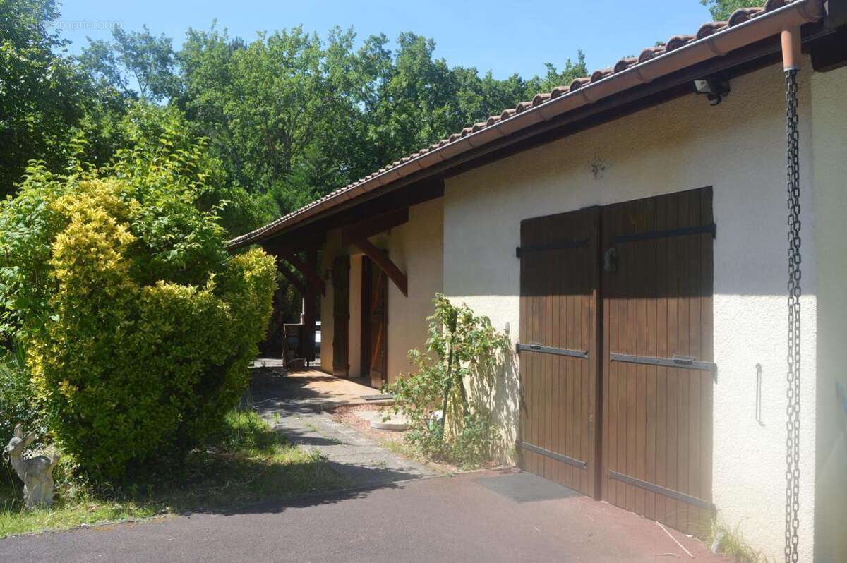 Maison à vendre 5 pièces - 123 M2  au Teich (33) - photo 9
