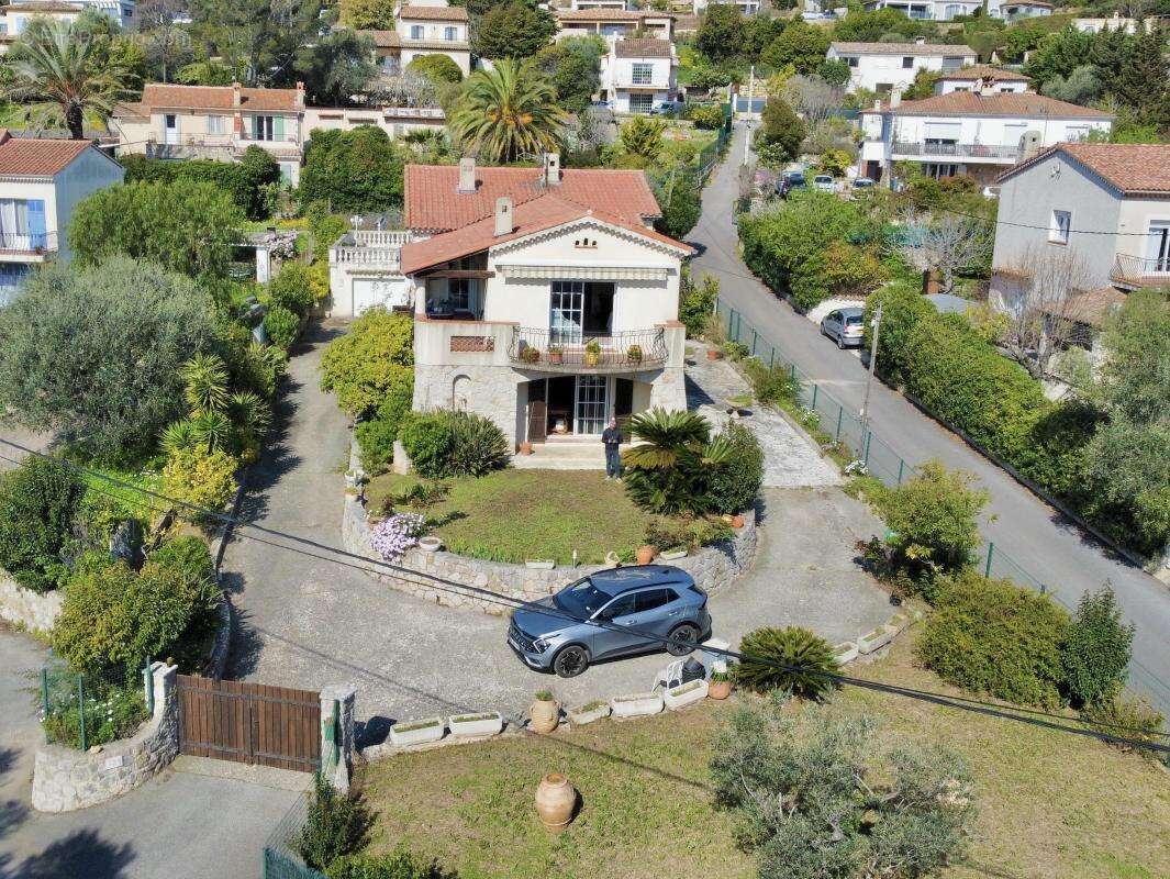 Maison à VALLAURIS
