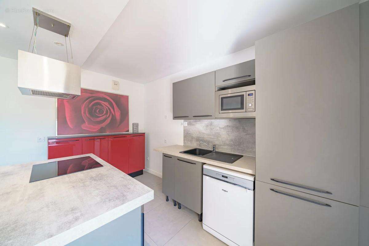 Appartement à MARSEILLE-8E