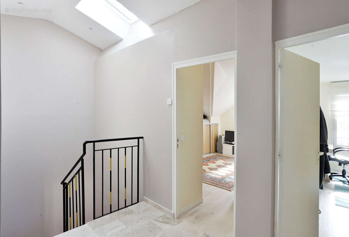 Maison hyper centre de Montgeron  7 pièce(s) 149.96 m2 - photo 11