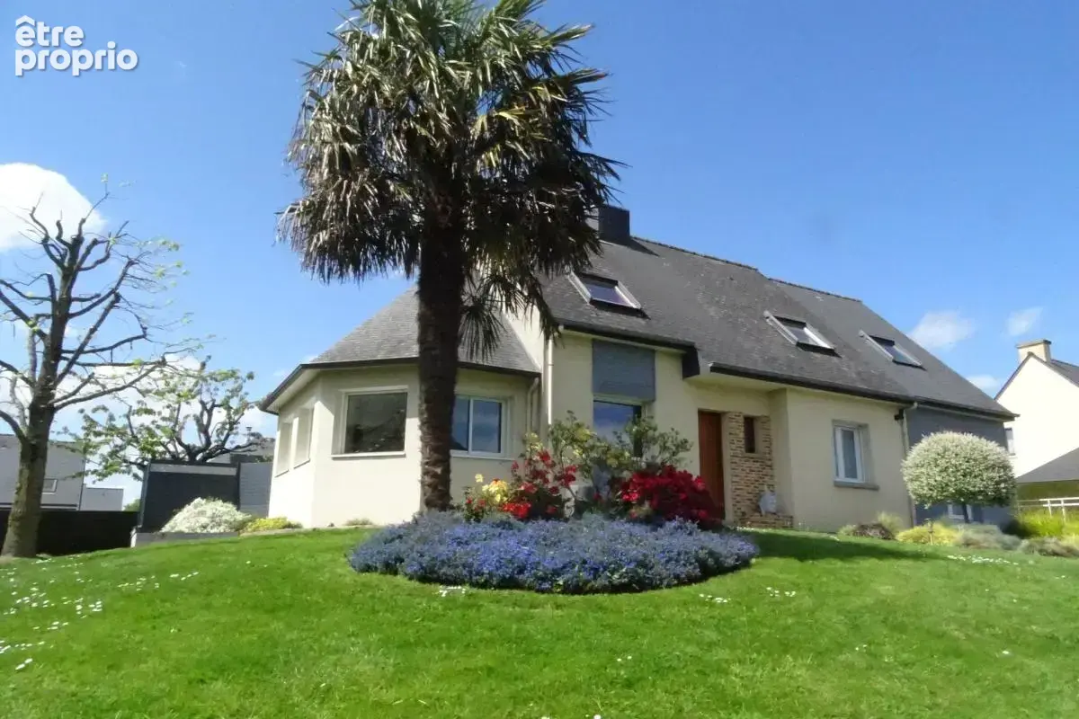 Maison à SENS-DE-BRETAGNE