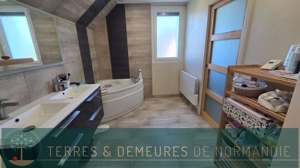 Maison à SAUCHAY