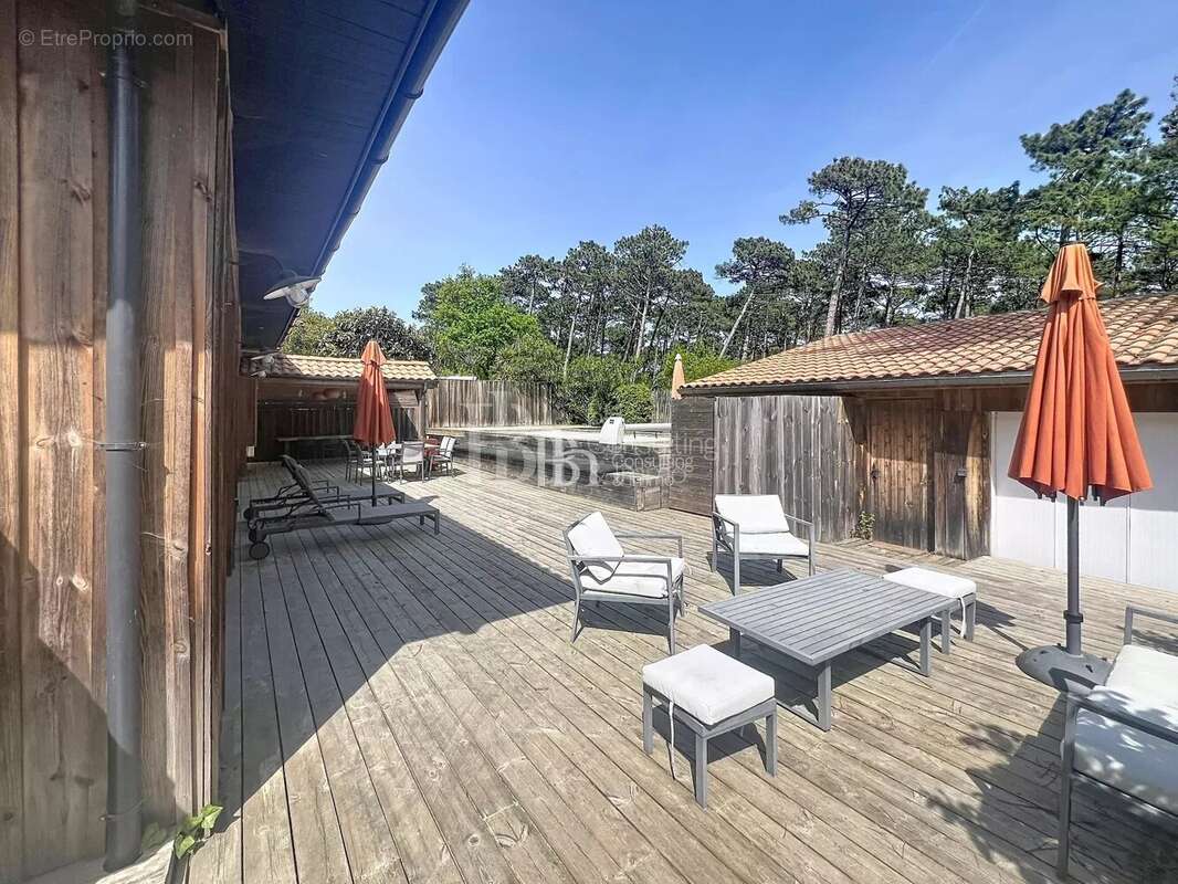 Maison à LE BOUSCAT