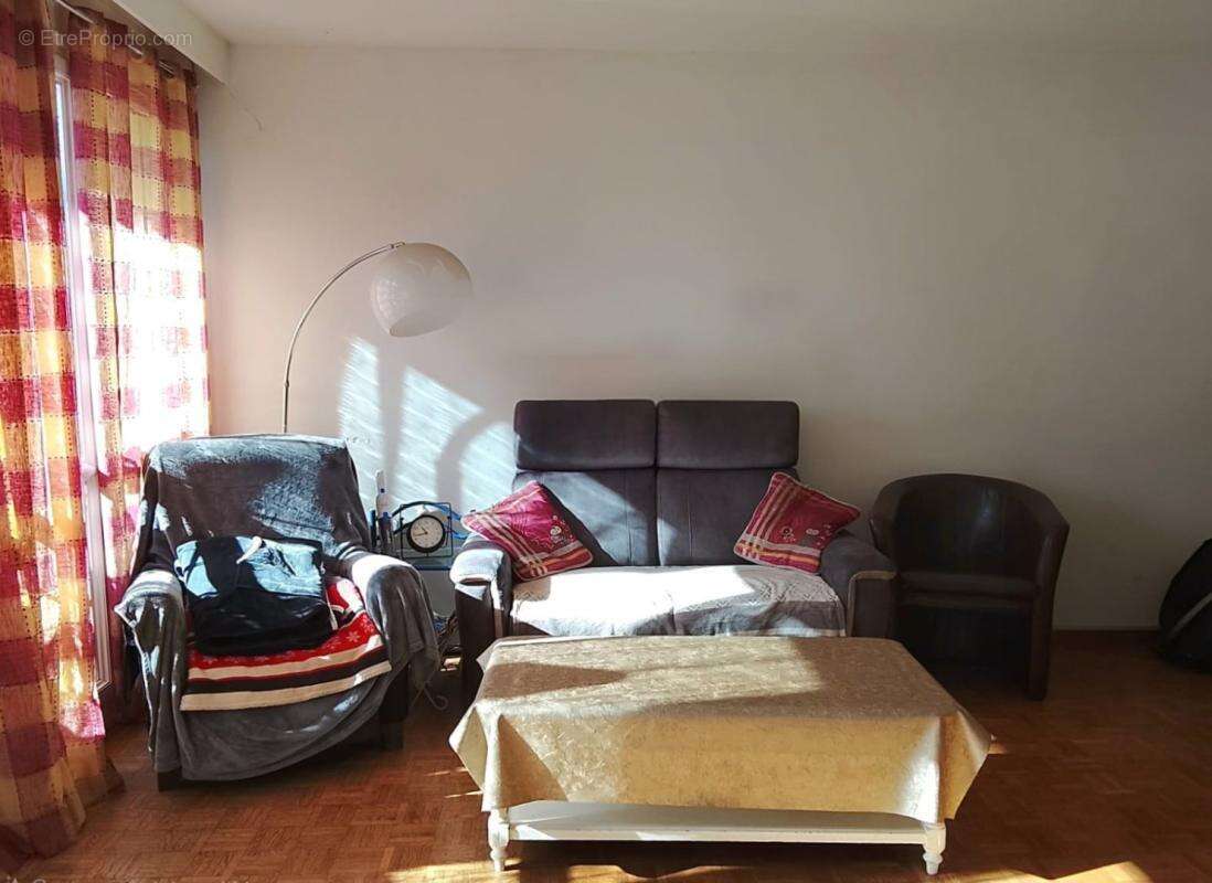 Appartement à SAINT-SEBASTIEN-SUR-LOIRE