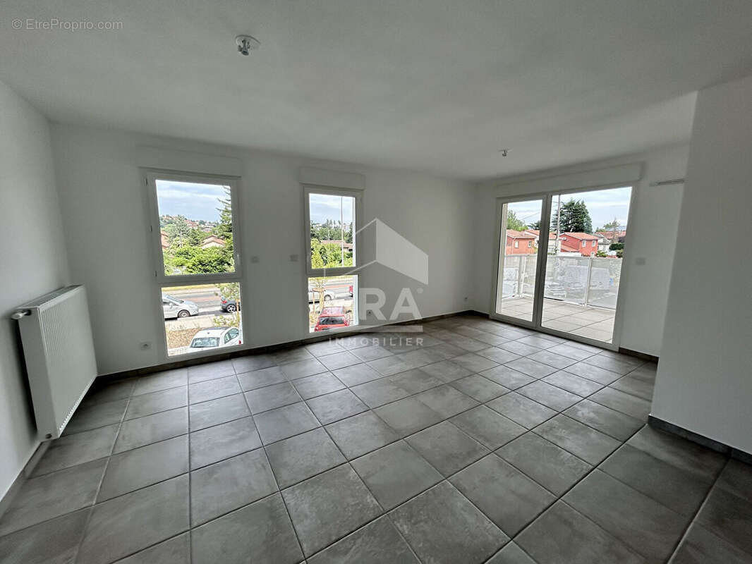Appartement à GRIGNY