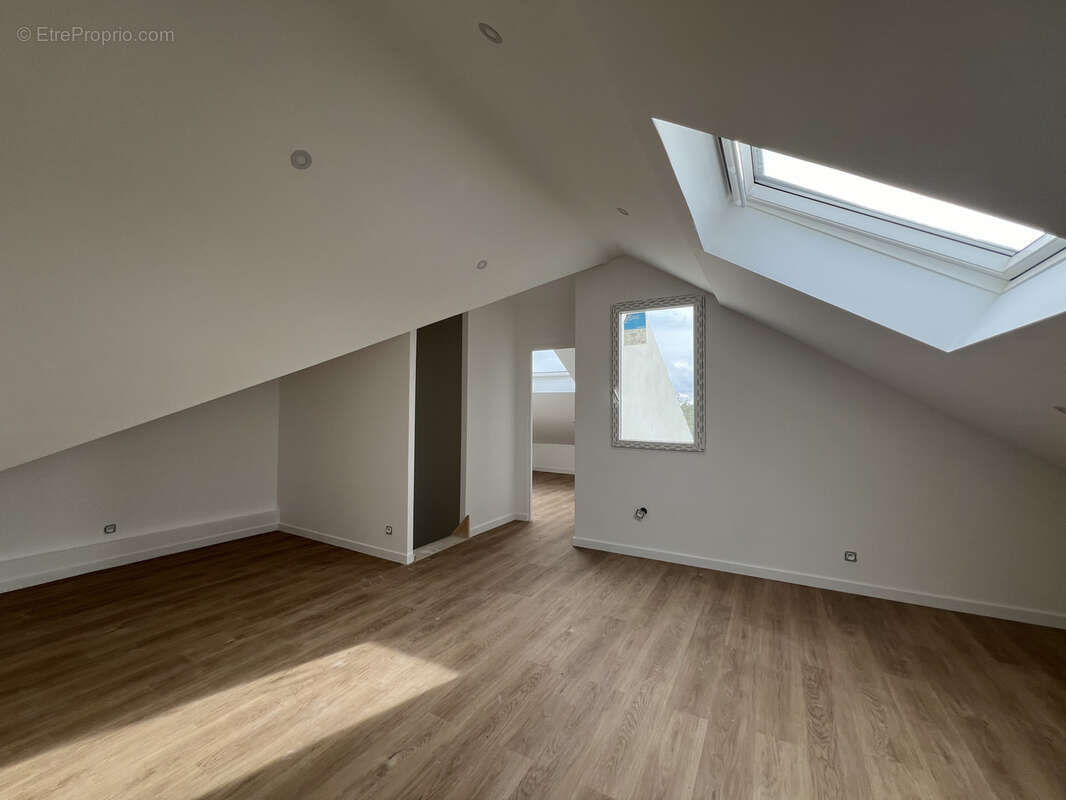 Maison à CARRIERES-SUR-SEINE