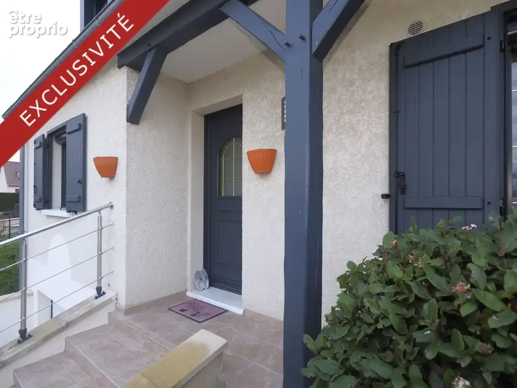 Maison 6 pièces 100 m² à vendre à Vaux-Le-Penil (77000) - photo 1