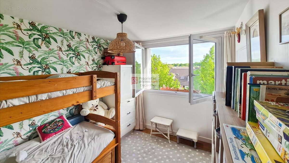 Appartement à SAINT-CYR-L'ECOLE