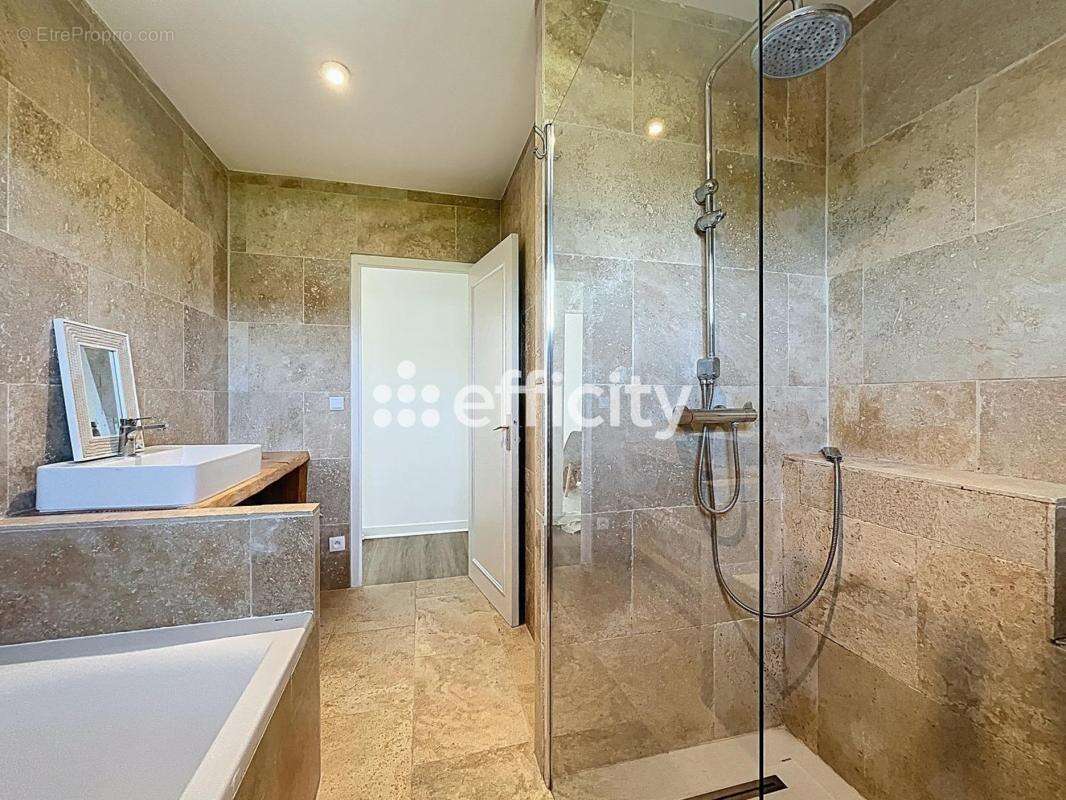 Maison à SAINT-AVERTIN