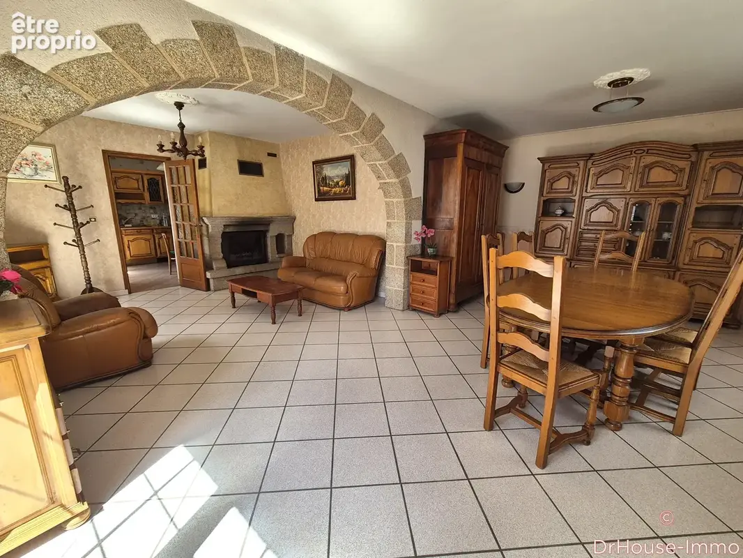 Maison 5 pièces 109 m² à vendre à Gorron (53120) - photo 8