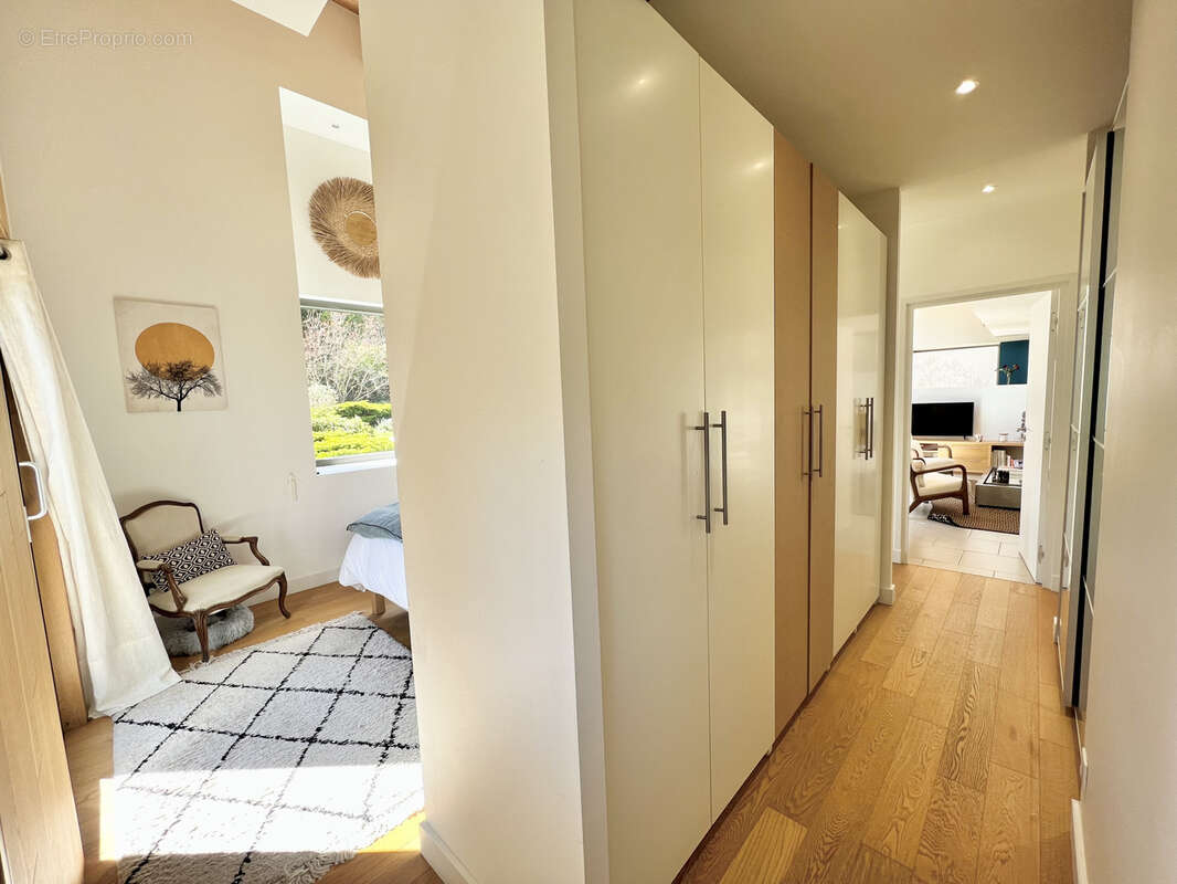 Maison à MEYRARGUES