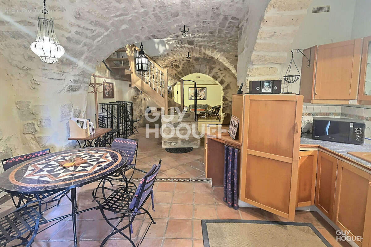 Maison à NEZIGNAN-L'EVEQUE