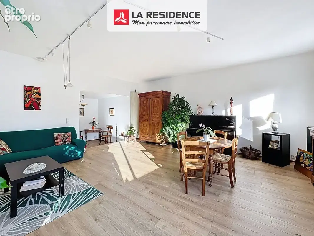 Appartement 131 m² à Saint-Denis  - photo 6