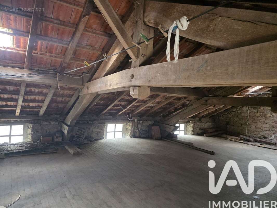 Maison 115 m² à Bersac-Sur-Rivalier  - photo 7