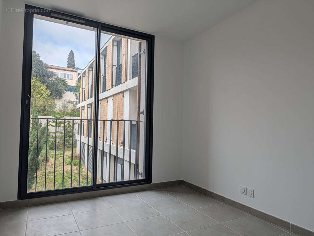 Appartement à BORMES-LES-MIMOSAS