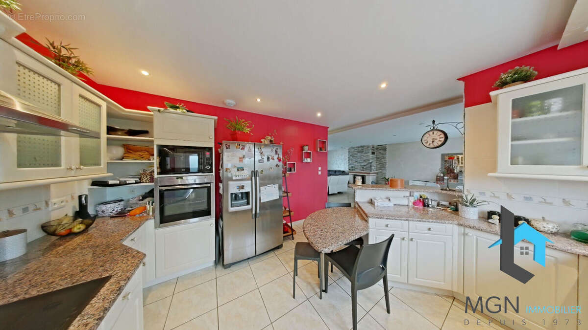 Maison à BOINVILLE-LE-GAILLARD