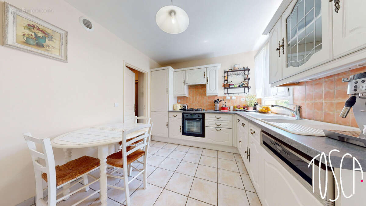 Exclusivite thiais - quartier des tilleuls - maison 6 pieces de 126 m² - photo 6