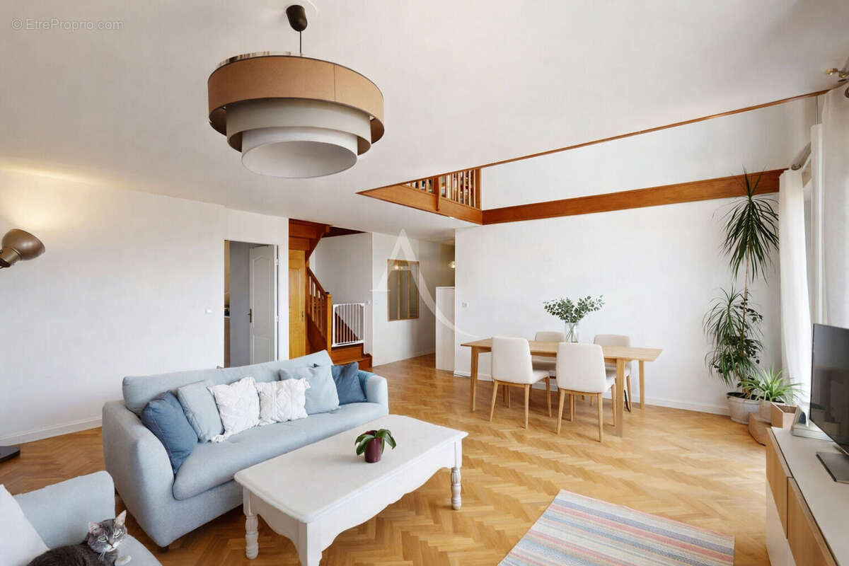 Appartement à MAISONS-ALFORT