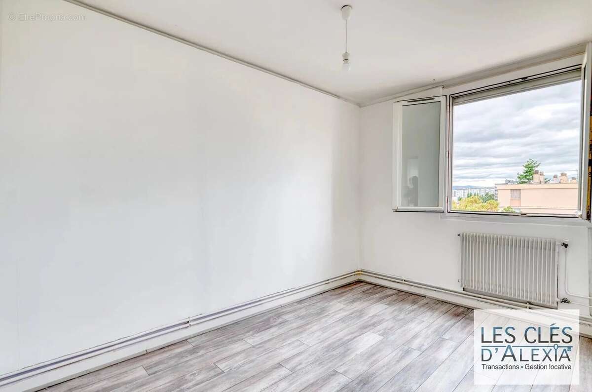 Appartement à VENISSIEUX