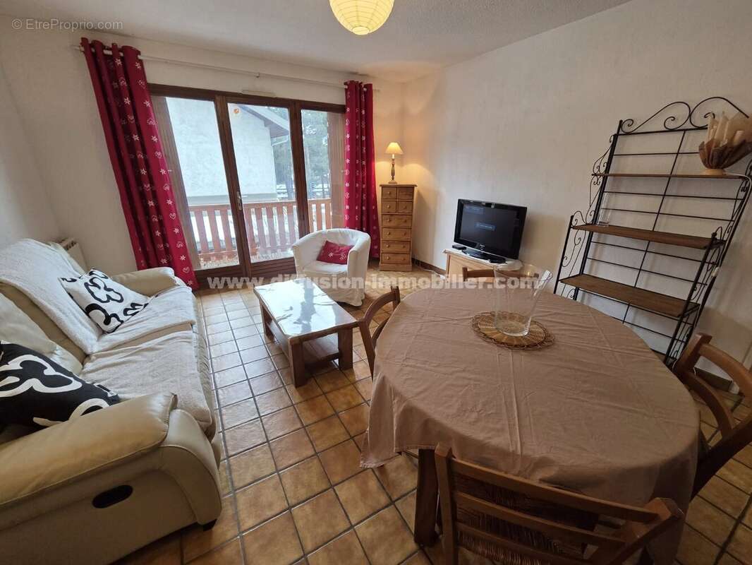 Appartement à SAINT-PONS