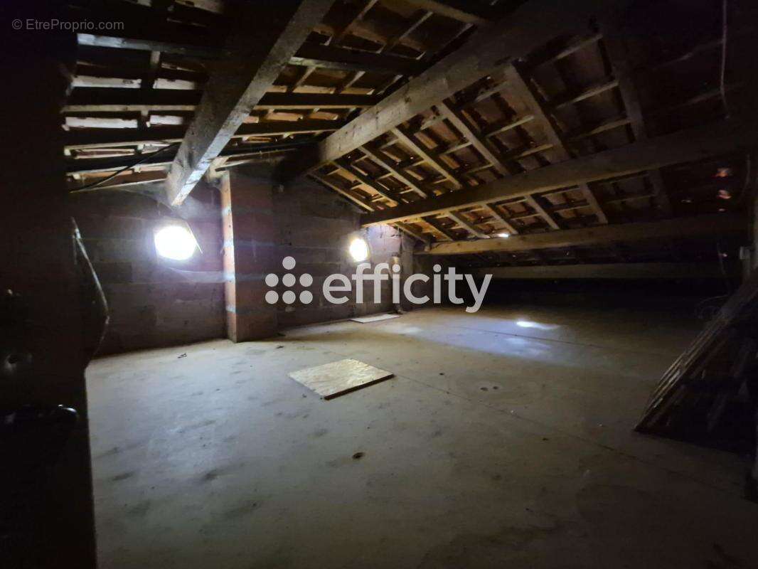 Maison 132 m² à Chabrac  - photo 13