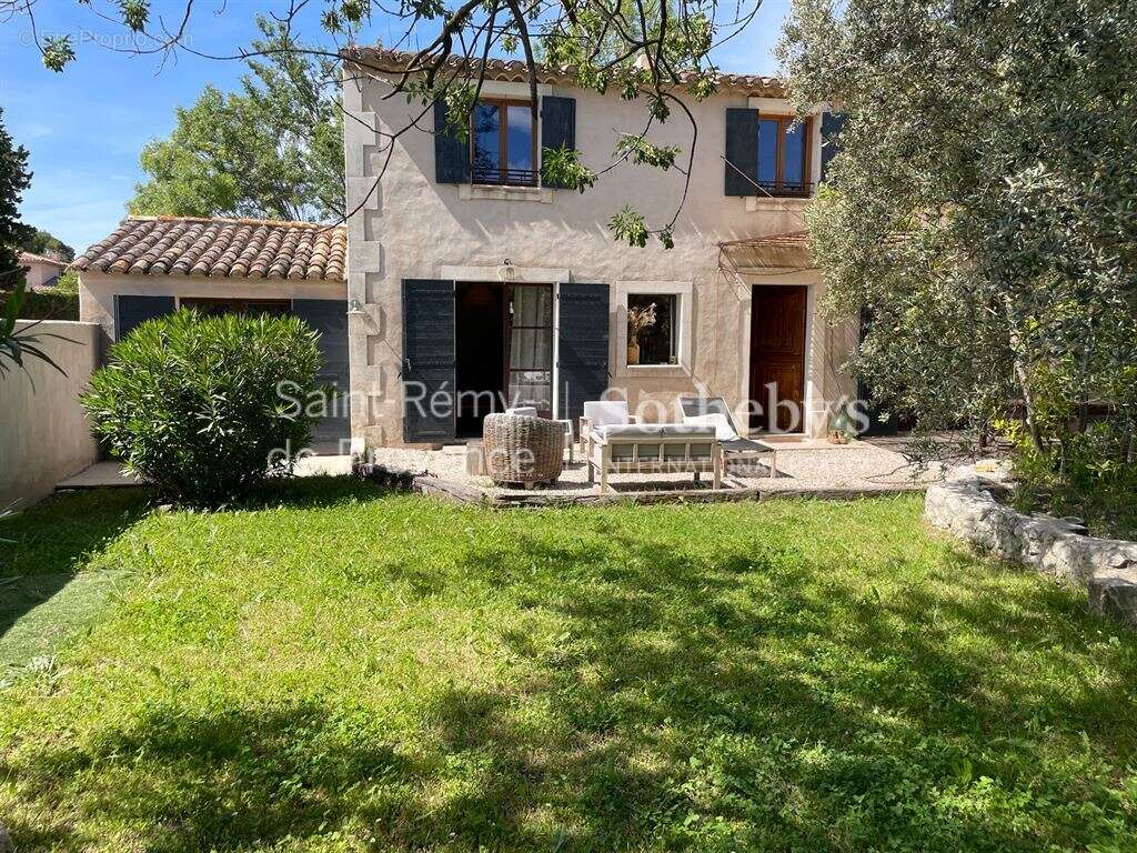 Charmante maison avec jardin au cœur du Paradou, dans les Alpilles - photo 3