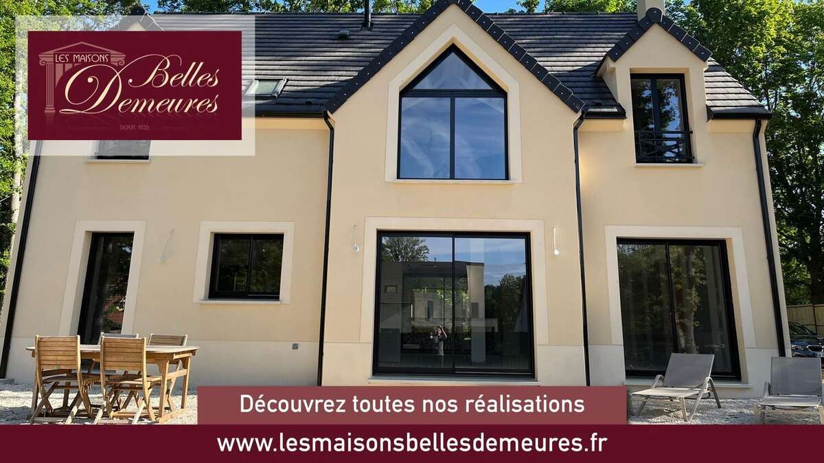 Terrain à VAUX-SUR-SEINE