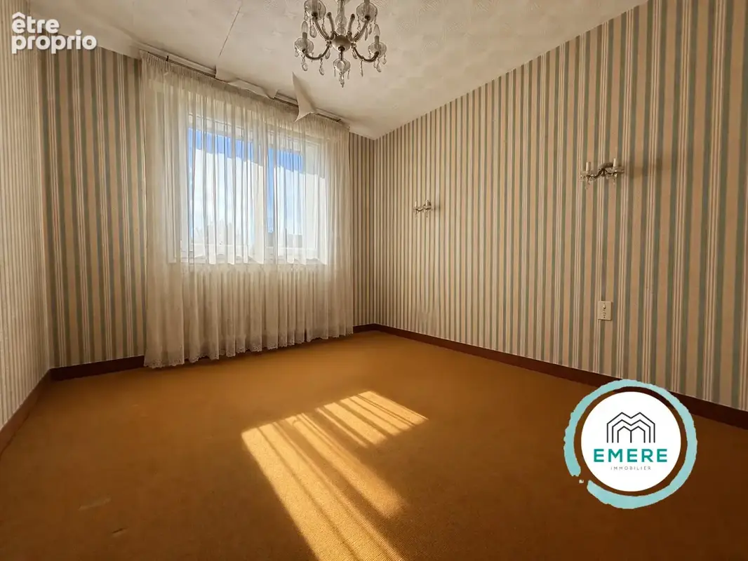 Maison 5 pièces 114 m² à vendre à Montours (35460) - photo 4