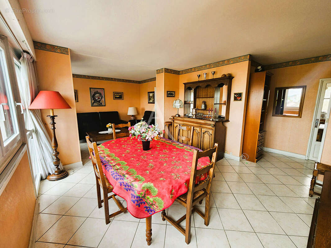 Appartement à RUNGIS