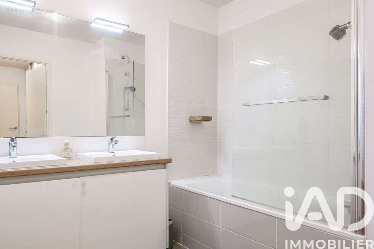 Photo 9 - Appartement à MARSEILLE-12E